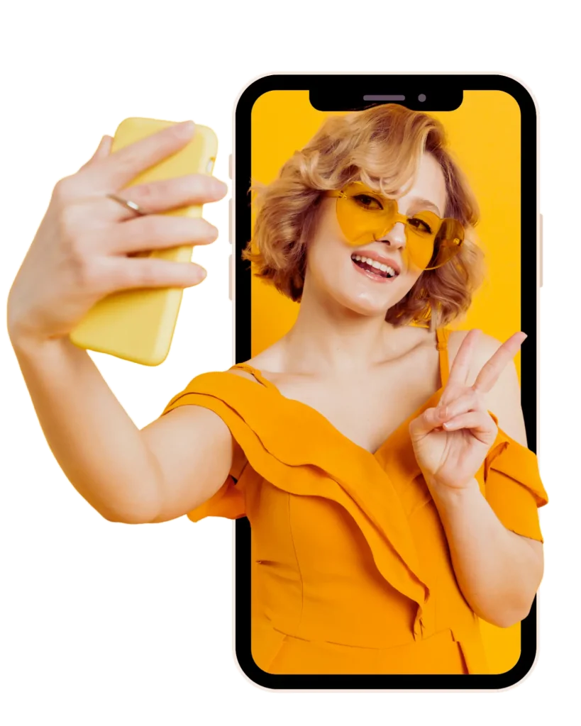 girl taking selfie